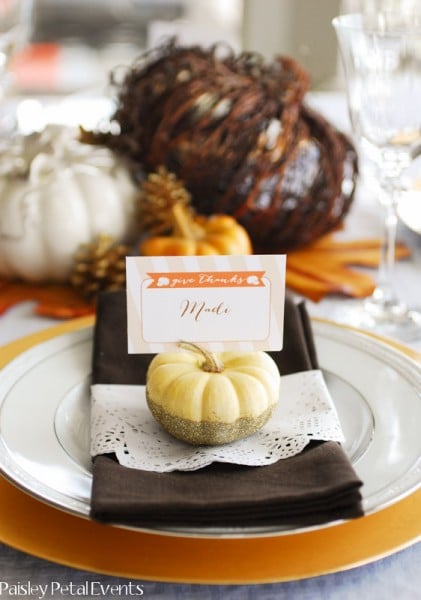 Glitter pumpkin place card