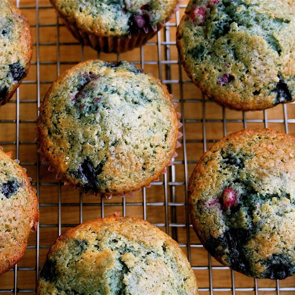 Best Muffin Recipes Ever : tri berry