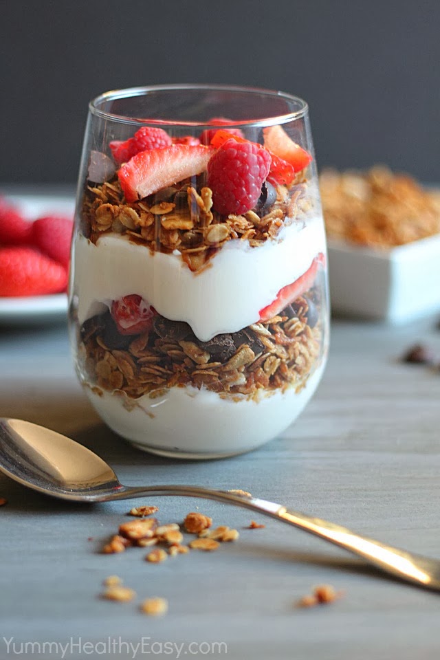 strawberry raspberry and chocolate granola breakfast parfaits & healthy breakfast ideas