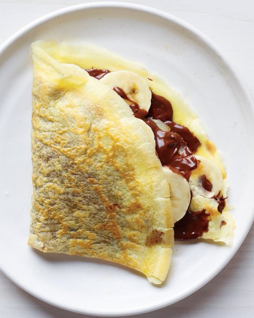 Sweet Crepe Recipes : chocolate hazelnut and banana crepe