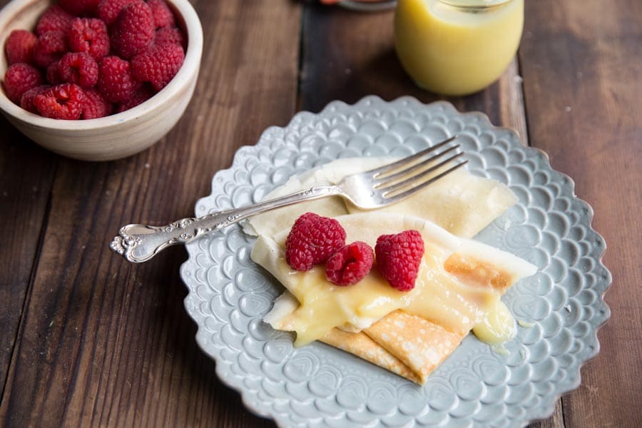 Sweet Crepe Recipes : whole wheat crepes with lemon curd and berries