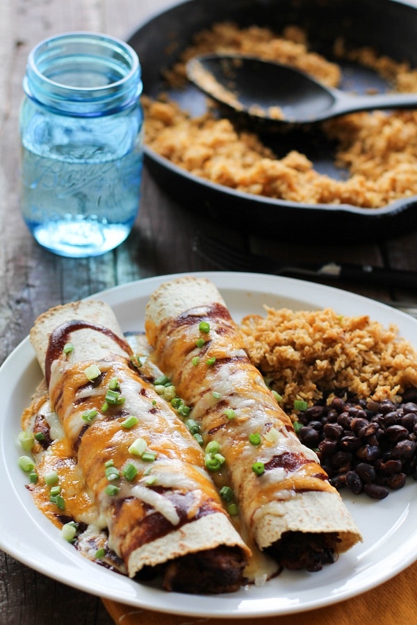 Enchilada Recipes : bbq pulled pork enchiladas