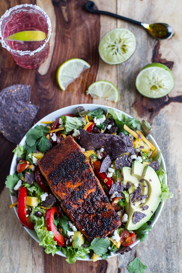 Easy Spring Dinner Ideas | Chile Lime Salmon Fajita Salad Cilantro Lime Vinaigrette