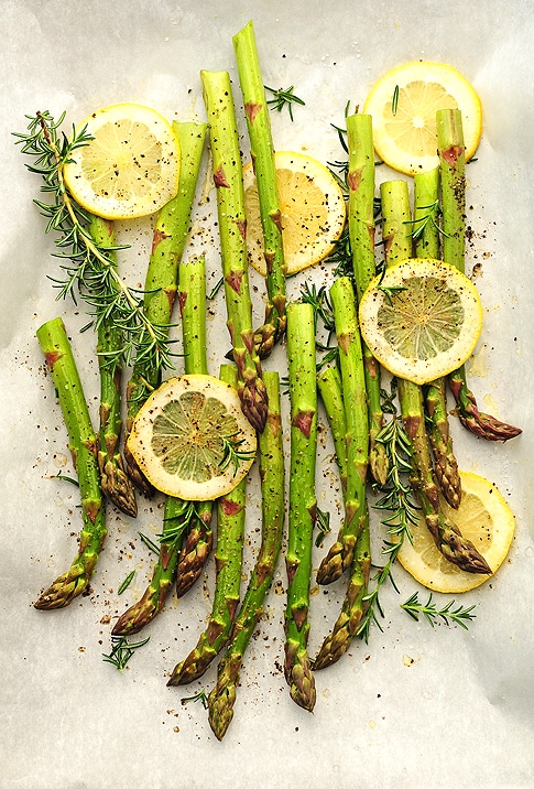 roasted asparagus from she wears many hats