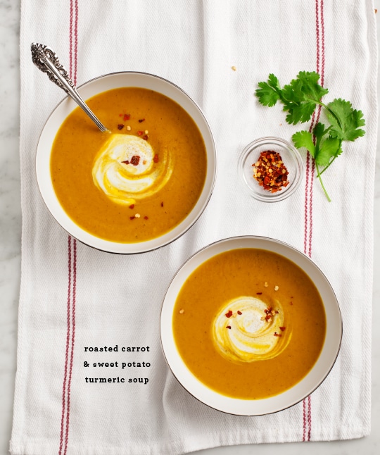 roasted carrot turmeric soup