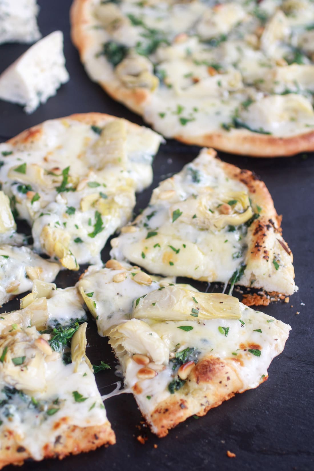 Artichoke Recipes : spinach and artichoke pizza