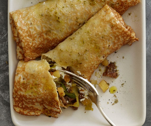 leek apple fennel sausage and goat cheese crepes