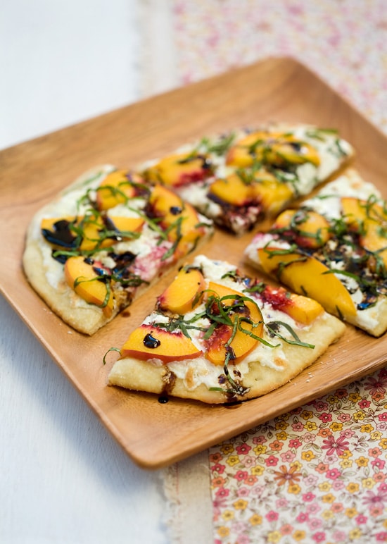 Delicious Summer Recipes : summer peach and balsamic pizza