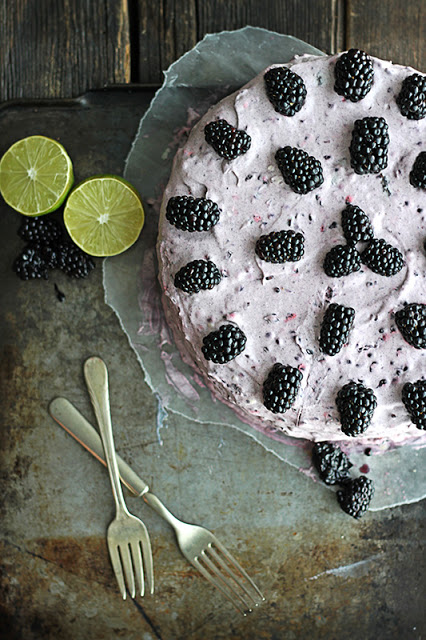 Fresh Fruit Summer Desserts : blackberry lime cake + 9 other fresh and delicious summer desserts | Rainbow Delicious