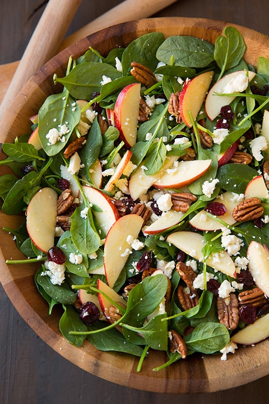 Fall Menu Ideas Meal Plan : apple cranberry pecan spinach salad with maple cider vinaigrette + 4 other delicious recipes in this week’s Fall meal plan | Rainbow Delicious