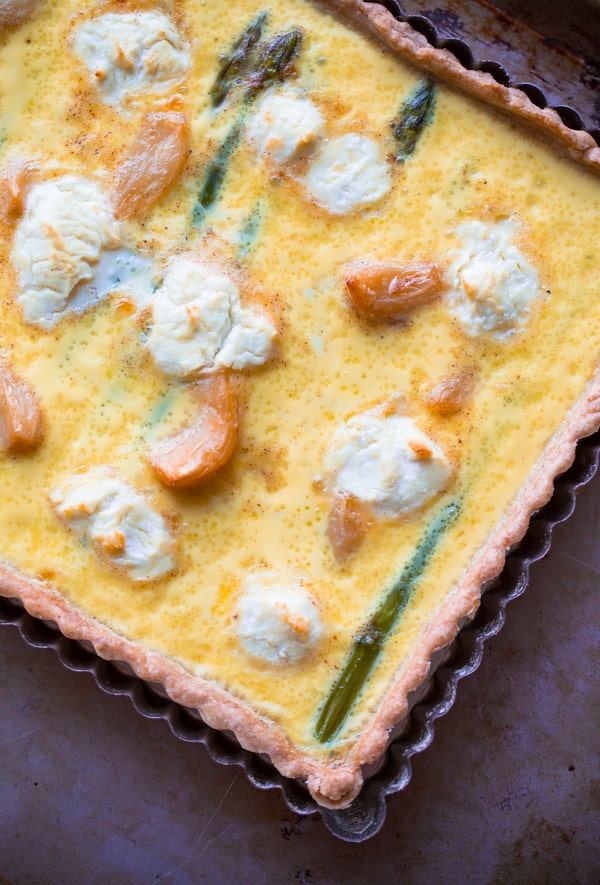 Easy Spring Dinner Ideas Meal Plan: Asparagus Quiche