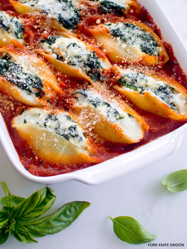 Healthy Spring Recipes Meal Plan: spinach ricotta stuffed shells