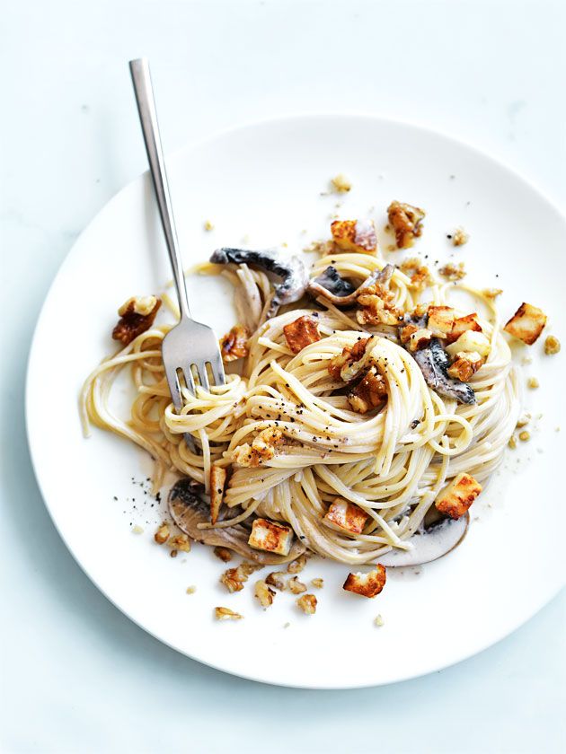 halloumi and mushroom pasta