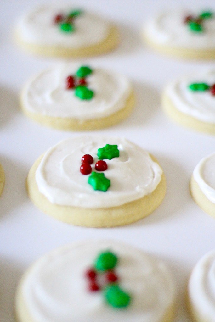 Holly Holiday Sugar Cookies Recipe