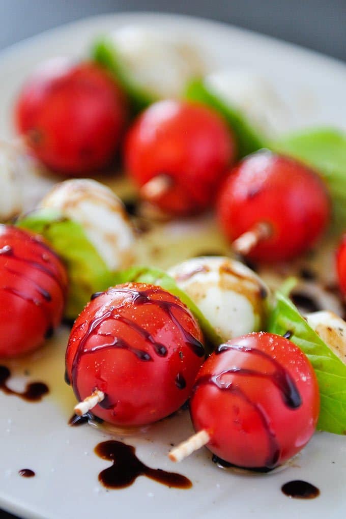 tomatoes basil mozzarella and balsamic glaze