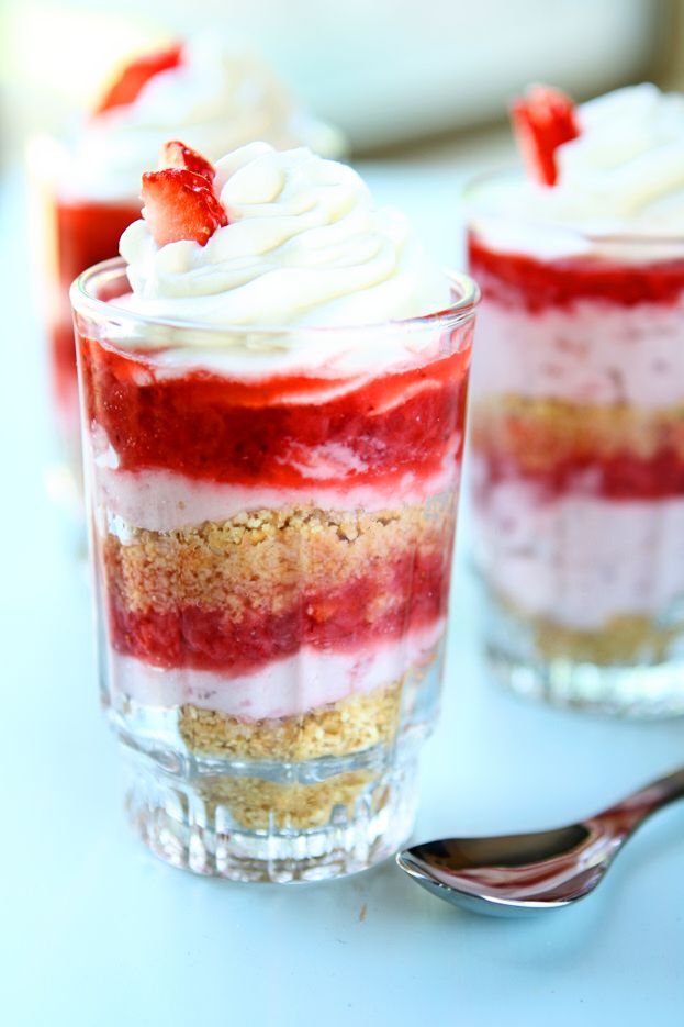 Strawberry Mascarpone Parfait - Breakfast Parfaits