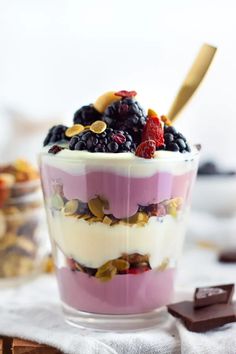 Vegan Breakfast Parfait - Breakfast Parfaits