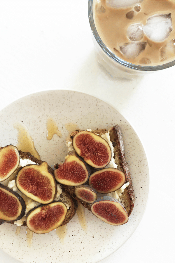 Easy Fig Toast Recipe : Honey drizzled over ricotta