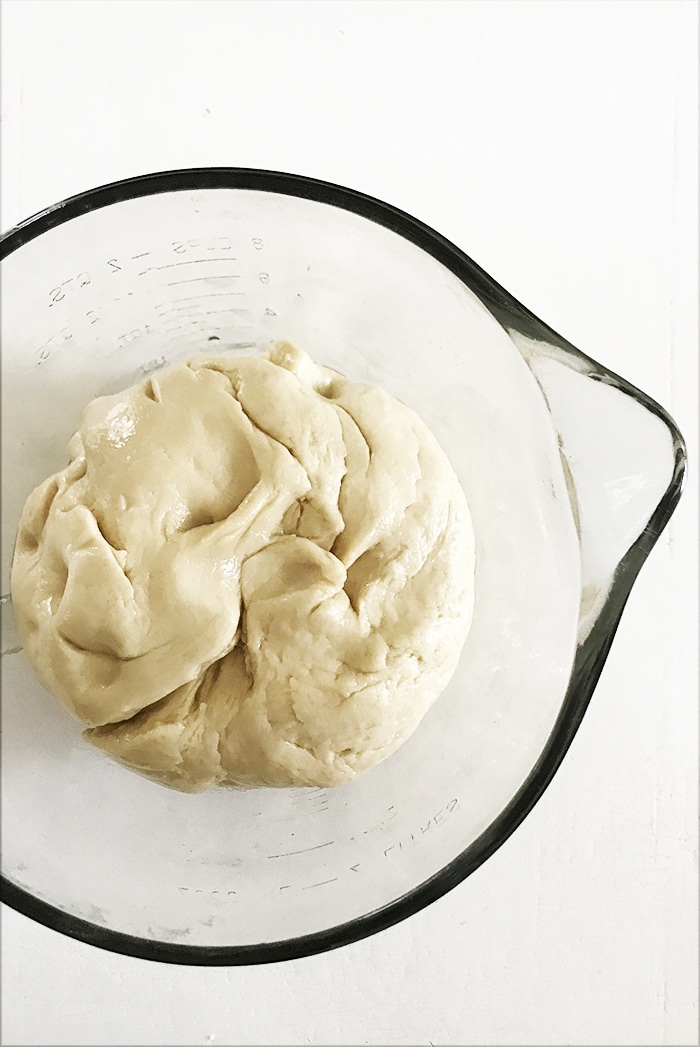 https://rainbowdelicious.com/wp-content/uploads/2020/04/Monkey-Bread-Recipe-Dough-Before-Rising.jpg