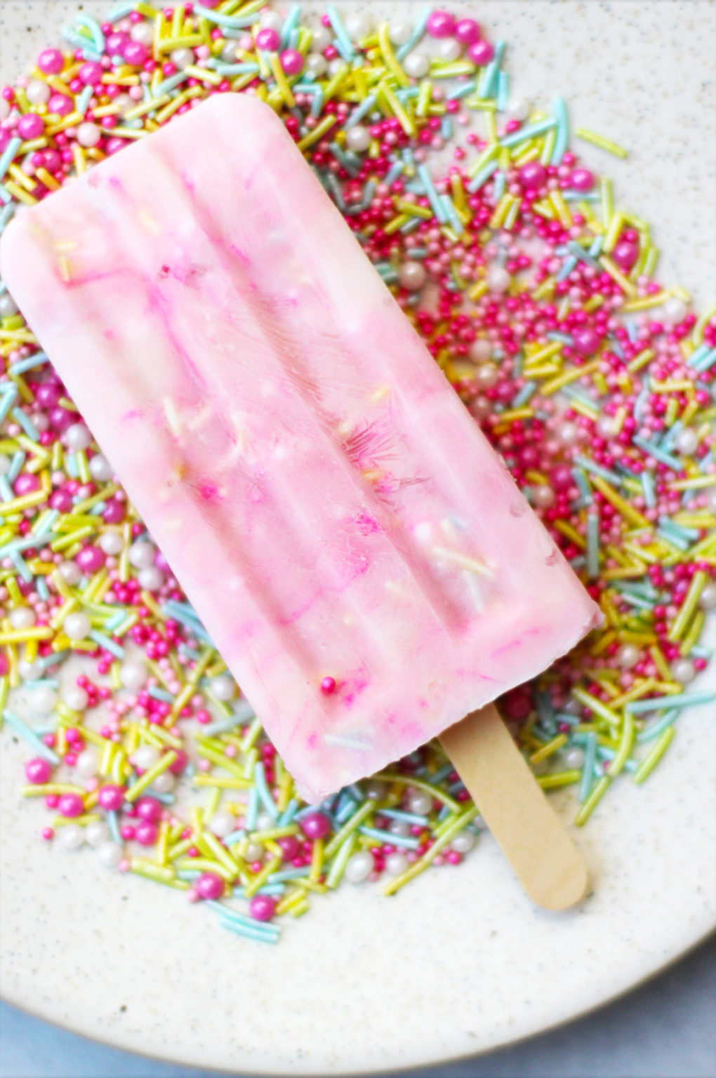 Frozen Yogurt Popsicle Recipe With Sprinkles Fun Summer Treat 