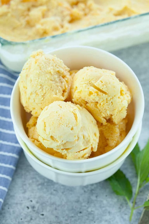 Easy Mango Ice Cream - Easy Mango Desserts