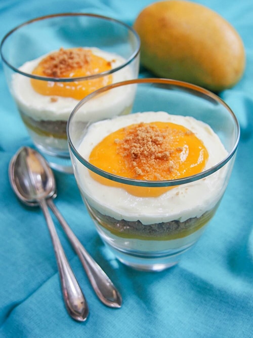 Mango Cheesecake Parfait - Easy Mango Desserts