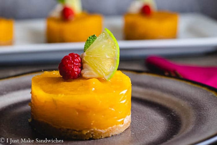 No Bake Mango Pie - Easy Mango Desserts